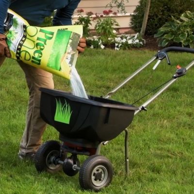 Preen loading spreader