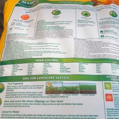 Scotts Turf Builder weed and feed instructions