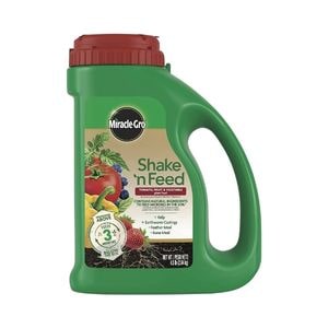Miracle-Gro Shake ‘N Feed Tomato, Vegetable Plant Food 10-5-15