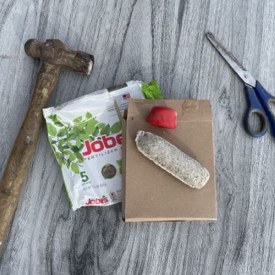 Jobes Tree and Shrub Spikes, Packet and Equipment