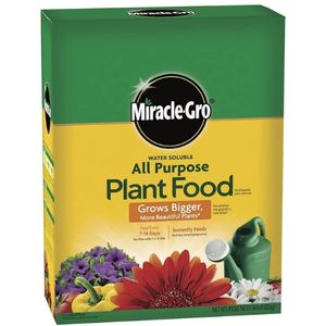 5. Miracle-Gro Water Soluble Lawn Food